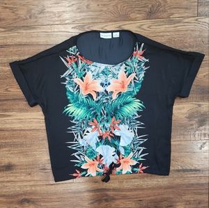 Liz Claiborne Women's Short Sleeve Floral Scoop Neck Pullover Top Small Petite
